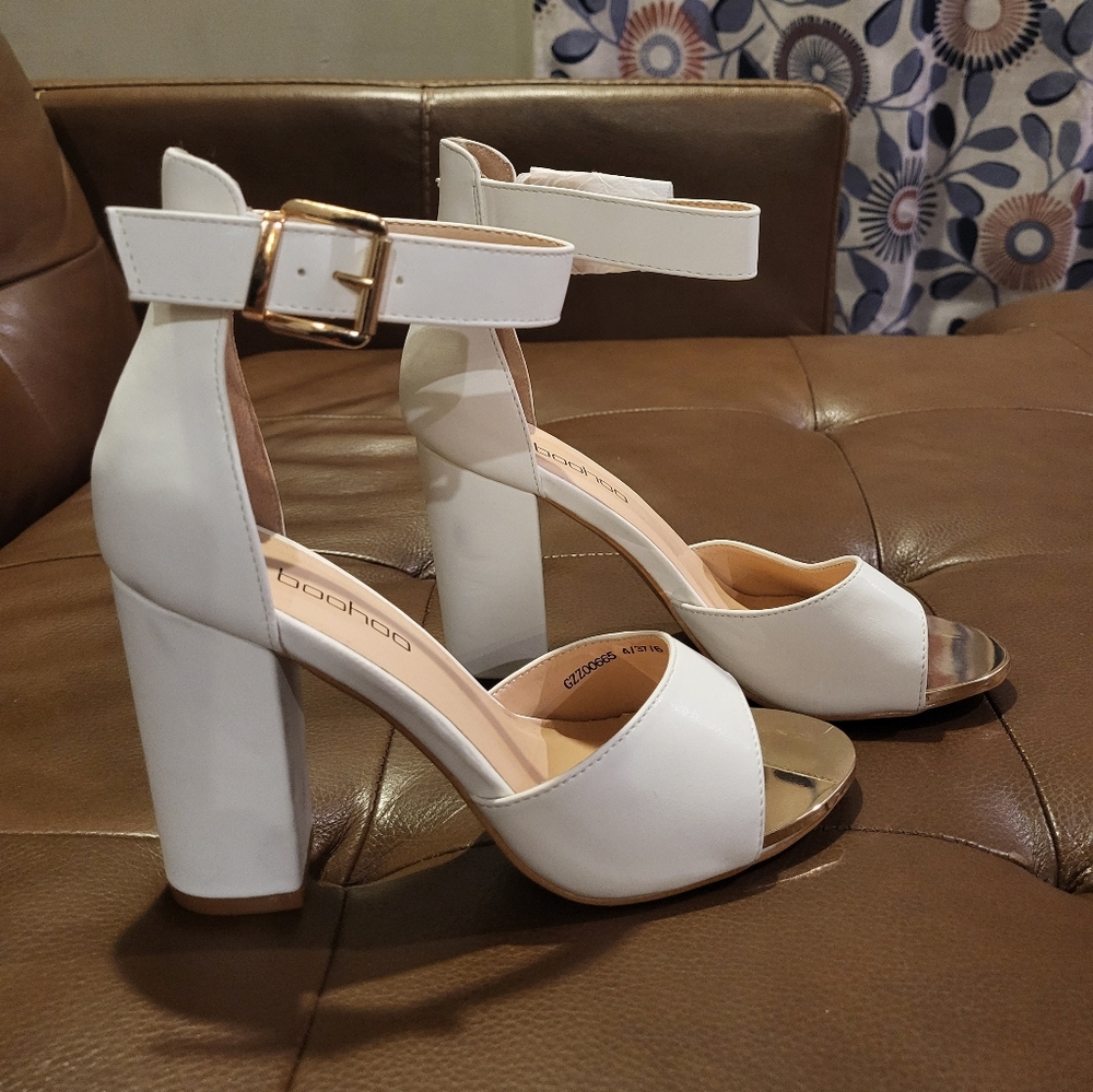 Women's Boohoo Sandals
